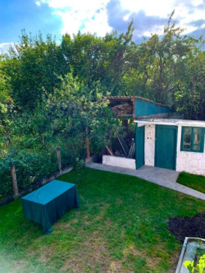 DendroBak GuestHouse